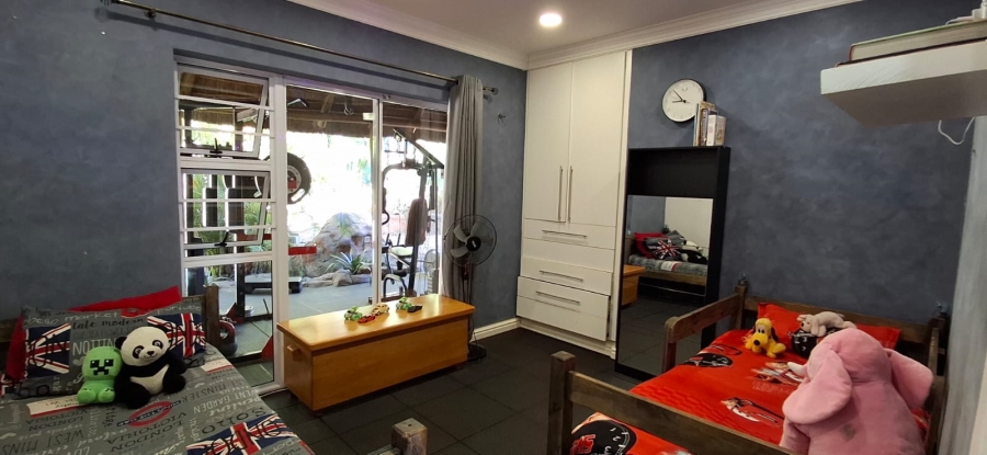 6 Bedroom Property for Sale in Haven Hills Eastern Cape